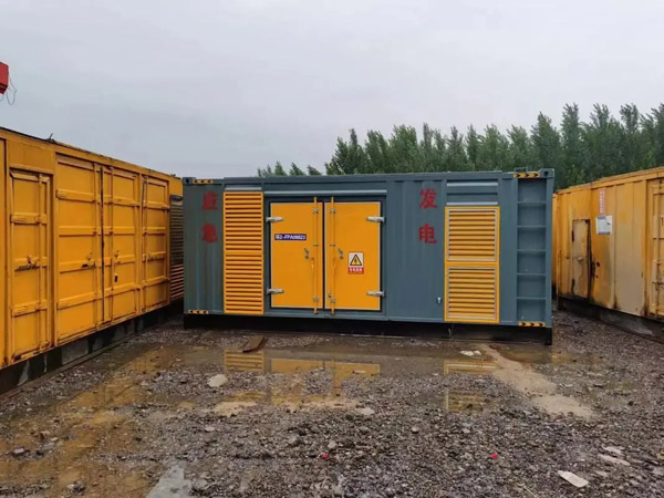 九龙柴油发电机如何判断干式空气滤清器是否需要更换？