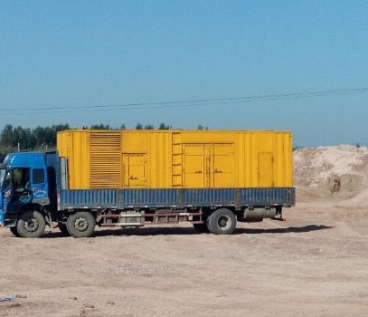 九龙海拔3000m以上地区的变压器外绝缘距离应如何确定？